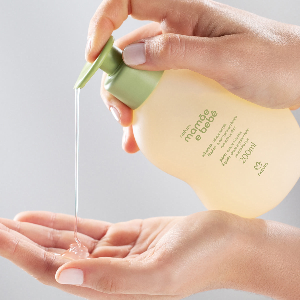 Jabón líquido de pies a cabeza para mamá y bebé 200 ml